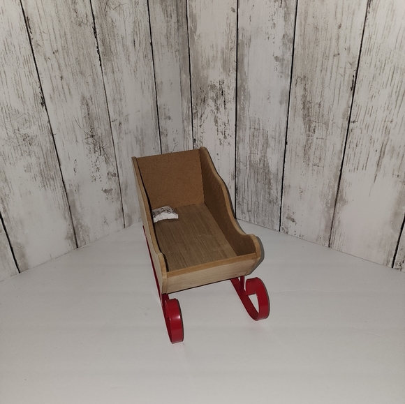 Target BP Bullseye Sleigh Christmas Decor - Picture 2 of 3